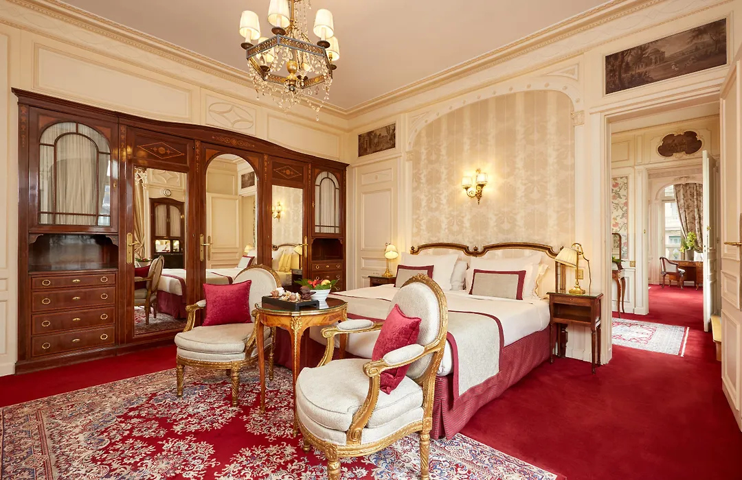 Hôtel Raphael-1